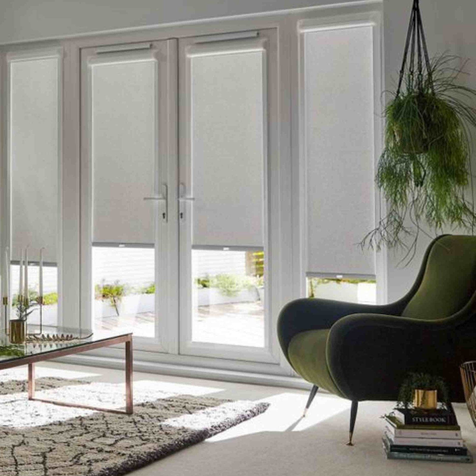 roller blinds in dubai