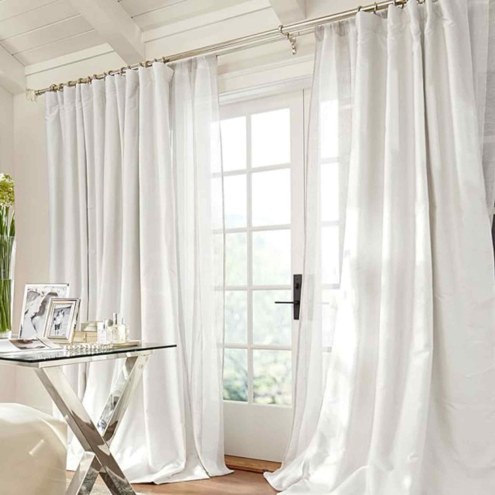 silk curtains in dubai