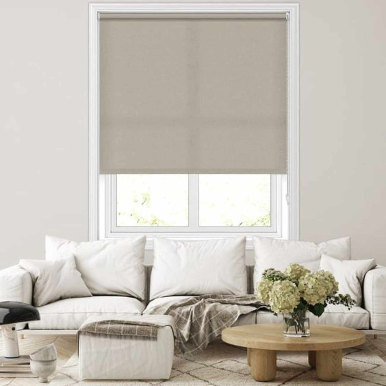 roller blinds in dubai